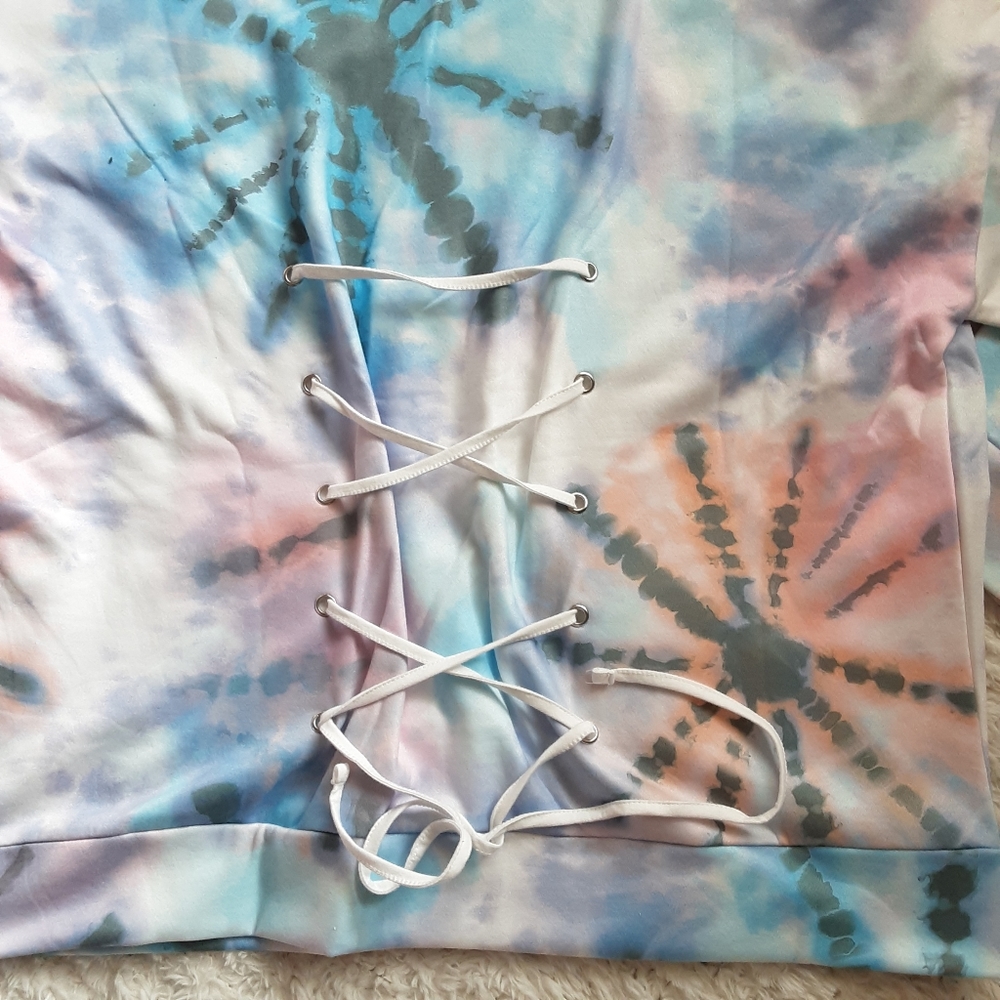 Disney Alice In Wonderland Tie-Dye Lace-Up Girls Hoodie NWT - Picture 7 of 7